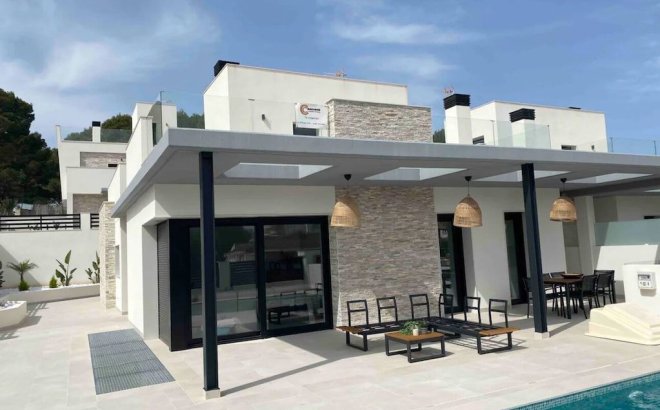 Villa - Revente -
            Los Balcones - 59154