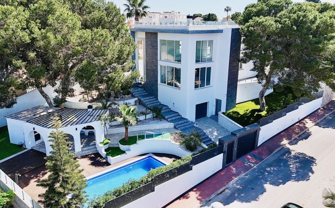 Villa - Revente - Los Balcones - Costa Blanca