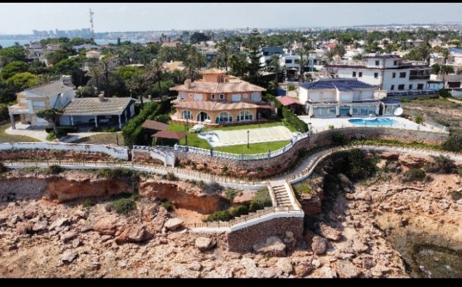 Villa - Revente - Orihuela Costa - Costa Blanca