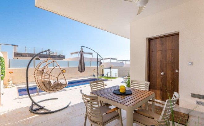 Villa - Revente - Orihuela Costa -
                Costa Blanca