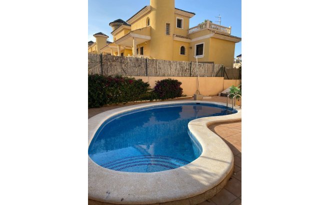 Villa - Revente - Orihuela Costa - Villamartín-las Filipinas