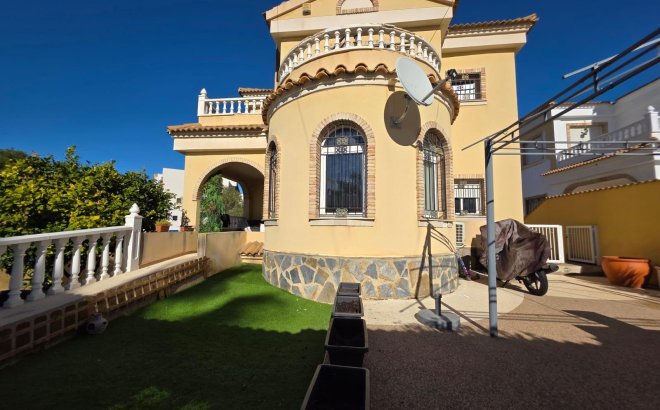 Villa - Revente - Orihuela Costa - Villamartín-las Filipinas