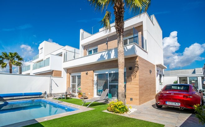 Villa - Revente - Pilar de la Horadada -
                Costa Blanca