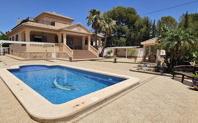 Villa - Revente -
            Pinar de Campoverde - 66216