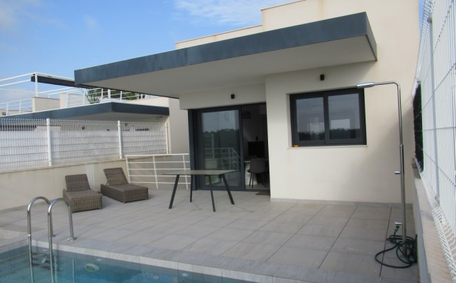 Villa - Revente - San Miguel de Salinas - Inland