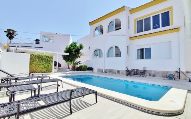 Villa - Revente - San Miguel de Salinas - Inland