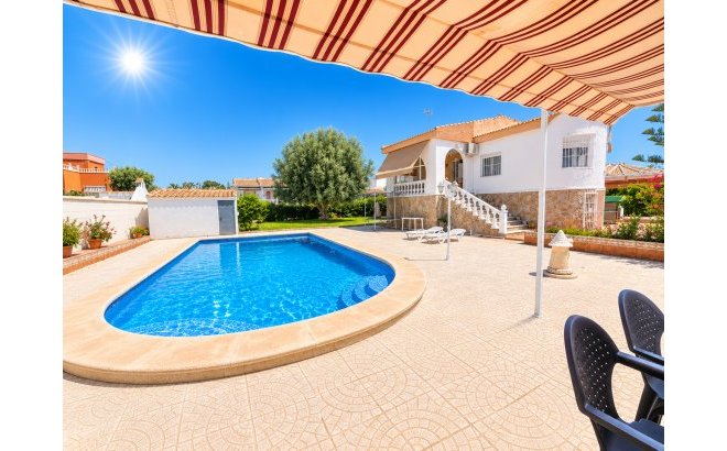 Villa - Revente - Torrevieja - Costa Blanca