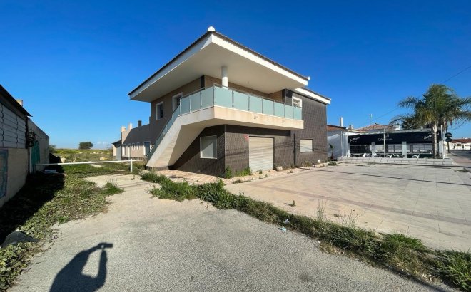 Villa - Revente - Torrevieja - La Siesta - El Salado - Torreta