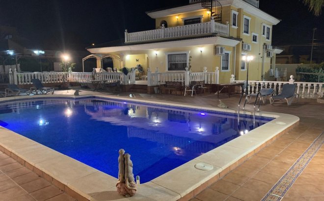 Villa - Revente - Torrevieja - Los Balcones - Los Altos del Edén