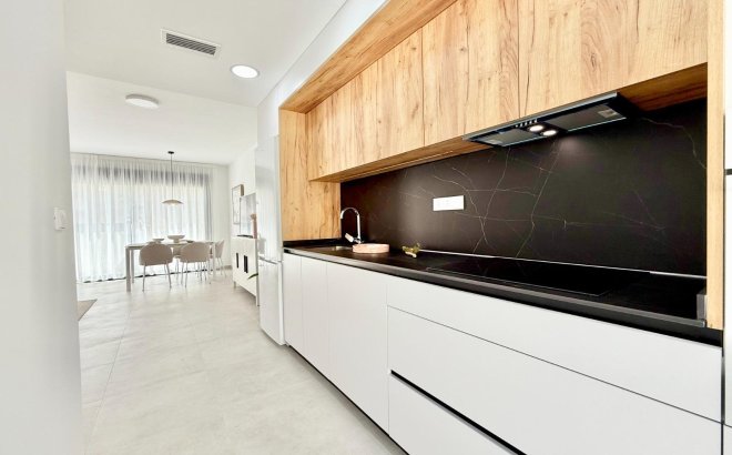 New Build - Town House -
Cox - San Fernando