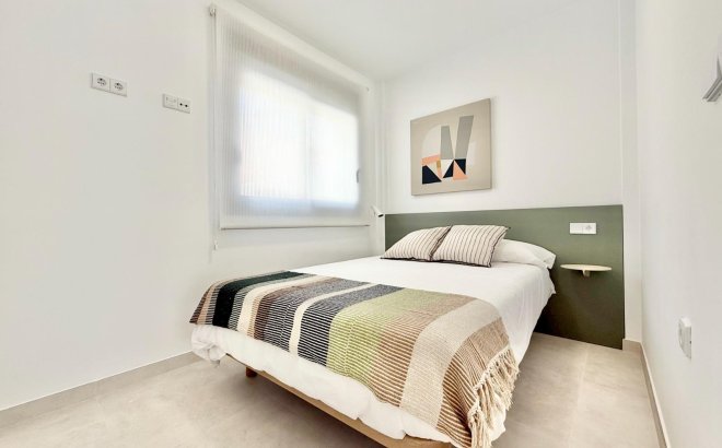 New Build - Town House -
Cox - San Fernando