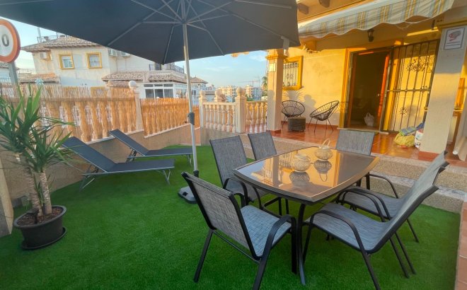 Resale - Town House -
Orihuela Costa - Villamartín