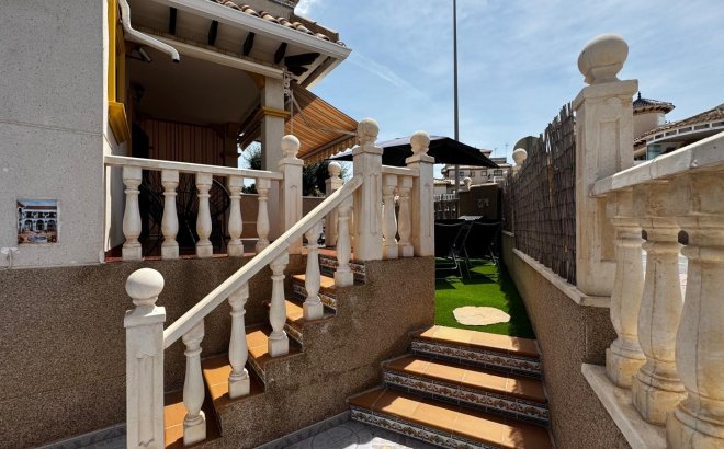 Resale - Town House -
Orihuela Costa - Villamartín