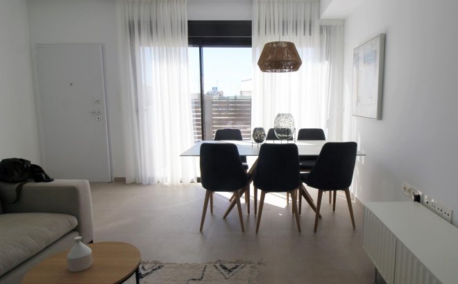 New Build - Town House -
Pilar de la Horadada - parque Andromeda