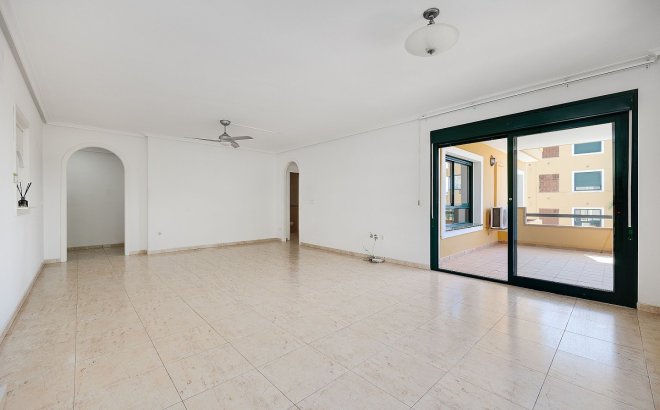 Resale - Apartment -
Orihuela Costa - Lomas de Campoamor