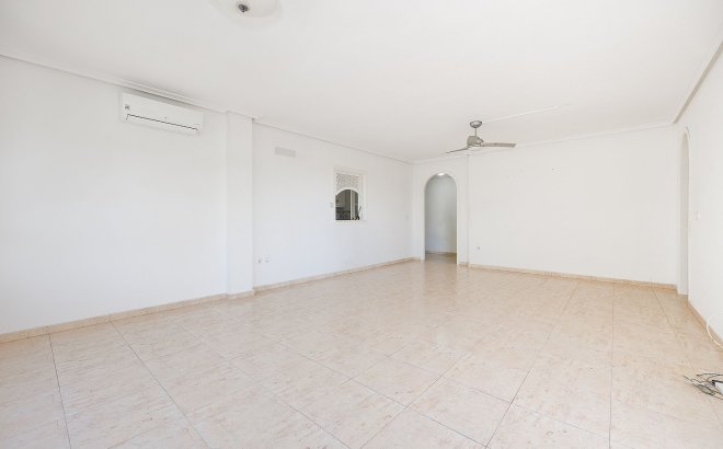 Resale - Apartment -
Orihuela Costa - Lomas de Campoamor