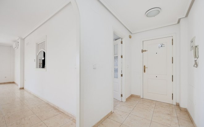 Resale - Apartment -
Orihuela Costa - Lomas de Campoamor