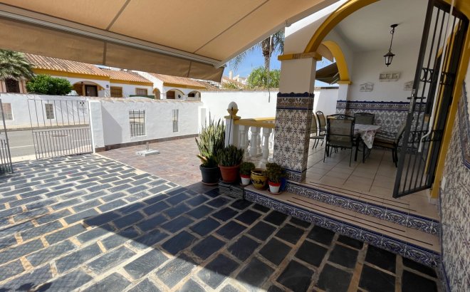 Resale - Terraced house -
Torre de la Horadada
