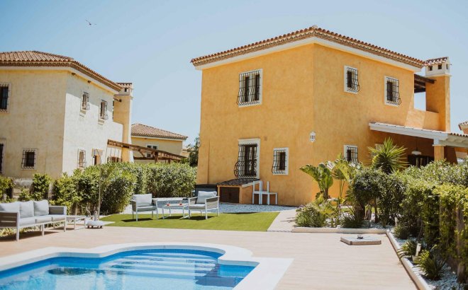 New Build - Villa -
Cuevas Del Almanzora - Desert Springs Golf Club