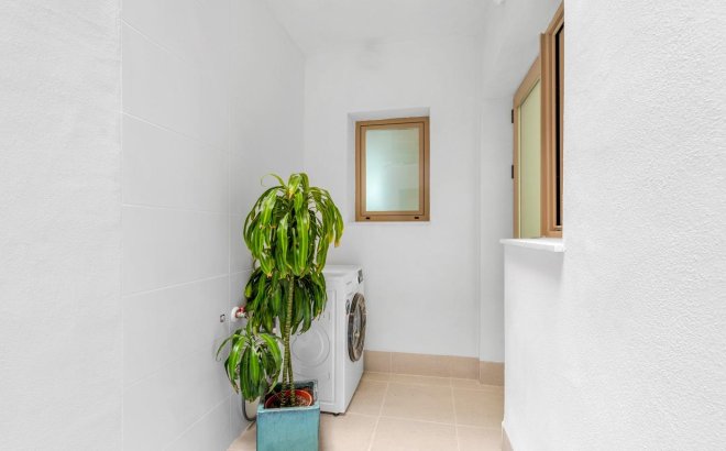 New Build - Ground floor apartment -
Jacarilla - pueblo