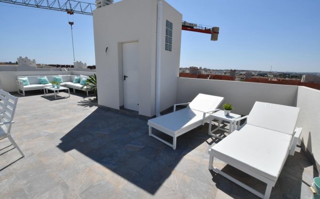 New Build - Top Floor Bungalow -
San Miguel de Salinas - La Cañada