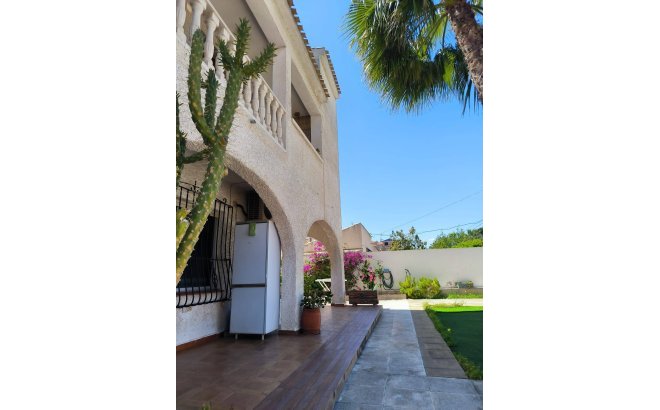 Resale - Town House -
Orihuela Costa - Cabo Roig