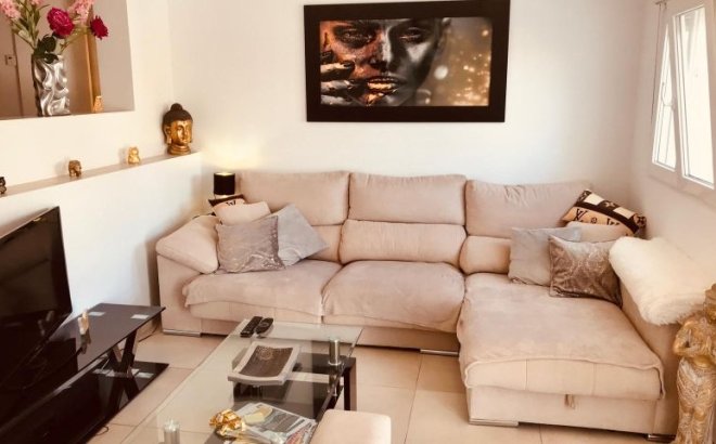 Resale - Villa -
Ciudad Quesada - Costa Blanca