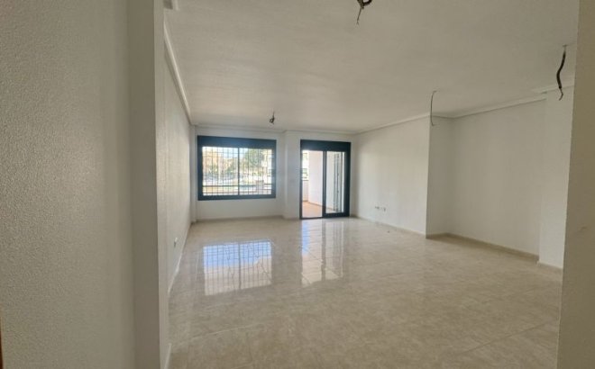 Resale - Apartment -
Orihuela Costa - Costa Blanca