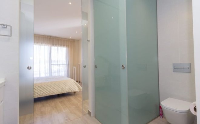 Resale - Villa -
Benijofar - Costa Blanca