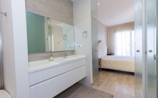 Resale - Villa -
Benijofar - Costa Blanca