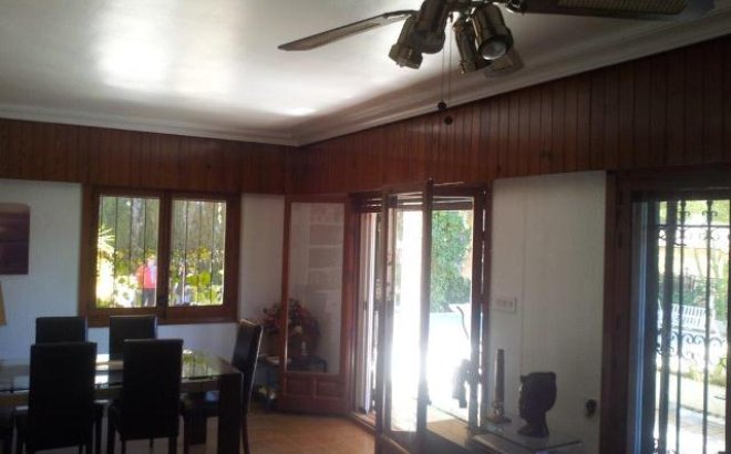 Resale - Villa -
Campoamor - Costa Blanca