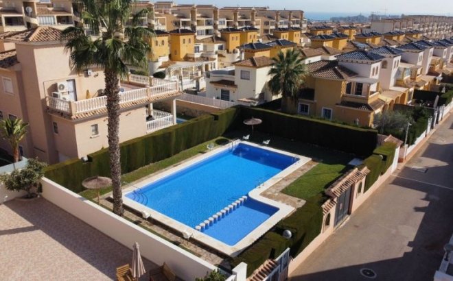 Resale - Villa -
Orihuela Costa - Costa Blanca