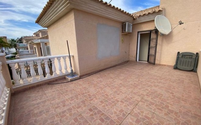 Resale - Villa -
Orihuela Costa - Costa Blanca