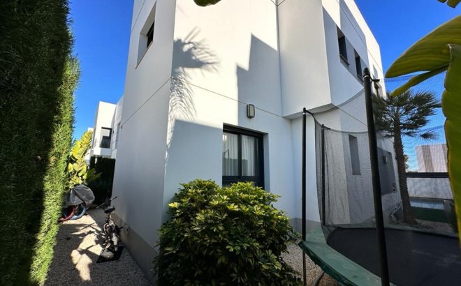 Resale - Villa -
Ciudad Quesada - Costa Blanca