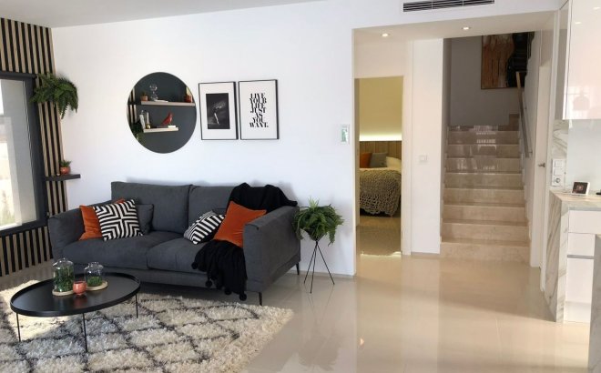 Resale - Villa -
Ciudad Quesada - Costa Blanca