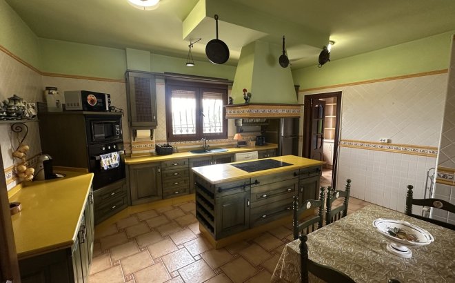 Revente - Villa -
San Miguel de Salinas - Inland