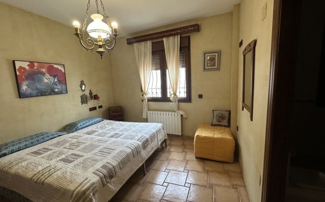 Revente - Villa -
San Miguel de Salinas - Inland