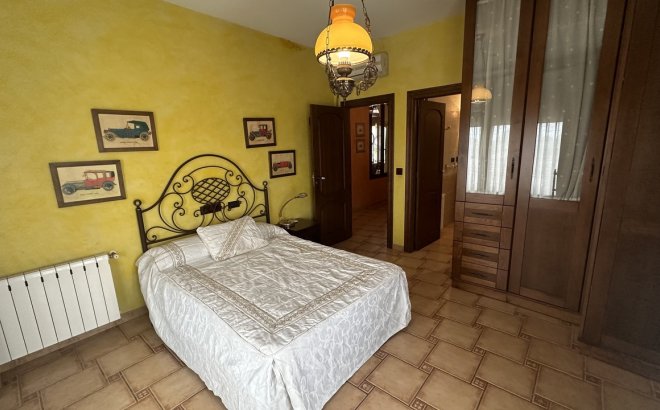 Revente - Villa -
San Miguel de Salinas - Inland