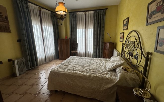 Revente - Villa -
San Miguel de Salinas - Inland