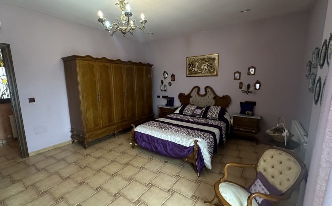 Revente - Villa -
San Miguel de Salinas - Inland