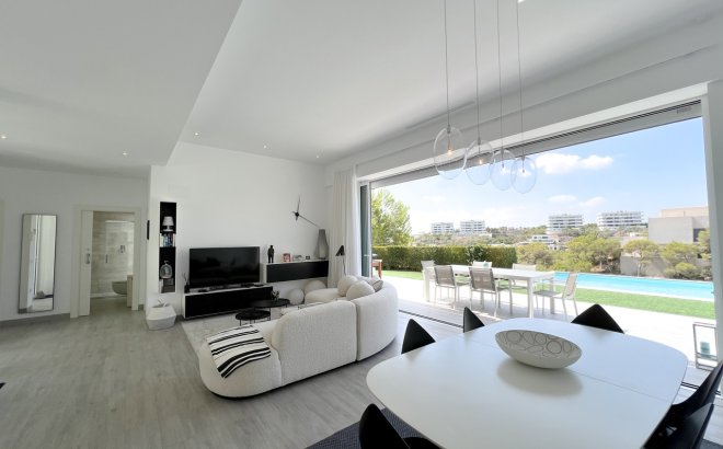 Resale - Villa -
Las Colinas Golf - Costa Blanca