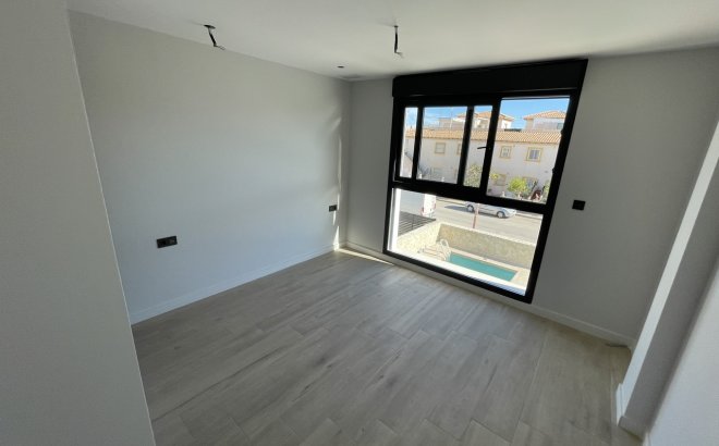 Resale - Apartment -
Pilar de la Horadada - Costa Blanca