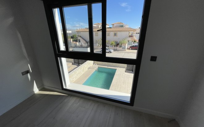 Resale - Apartment -
Pilar de la Horadada - Costa Blanca