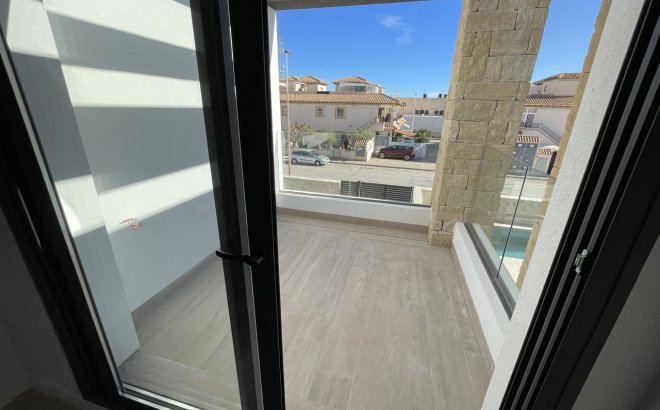 Resale - Apartment -
Pilar de la Horadada - Costa Blanca