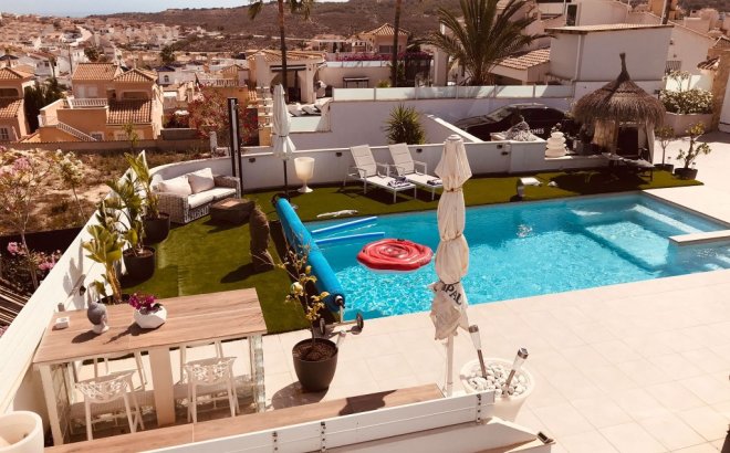 Resale - Villa -
Ciudad Quesada - Costa Blanca