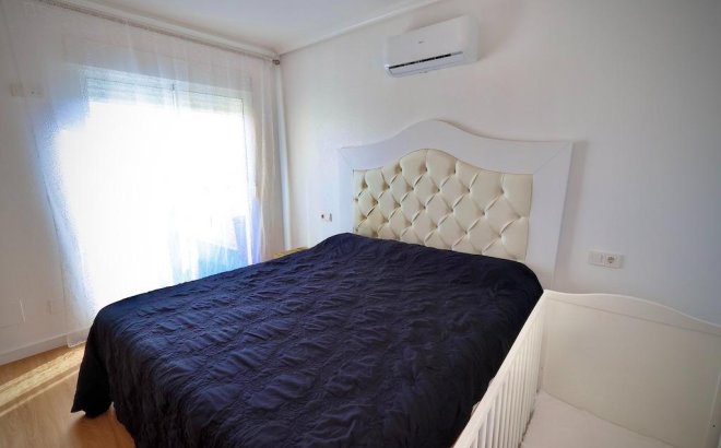 Resale - Villa -
San Miguel de Salinas - Inland