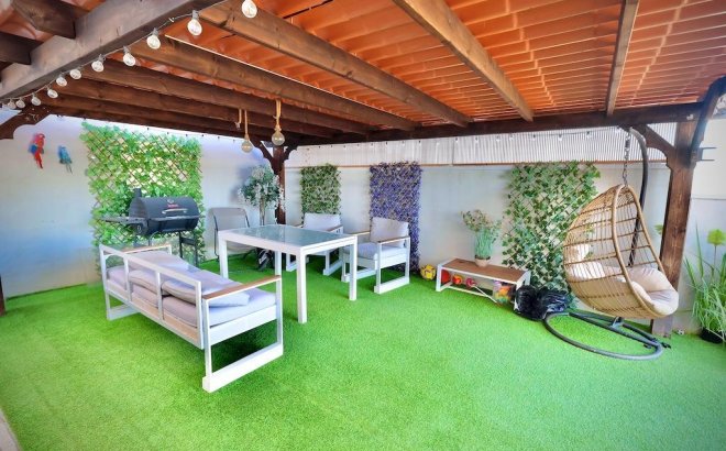 Resale - Villa -
San Miguel de Salinas - Inland