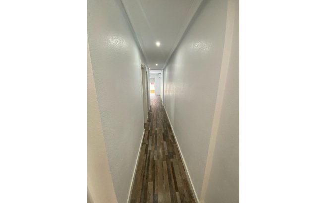 Resale - Apartment -
San Miguel de Salinas - Pueblo 9