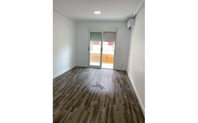 Resale - Apartment -
San Miguel de Salinas - Pueblo 9