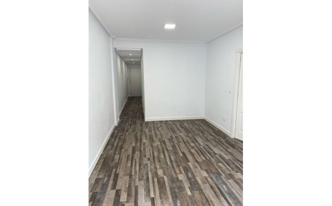 Resale - Apartment -
San Miguel de Salinas - Pueblo 9